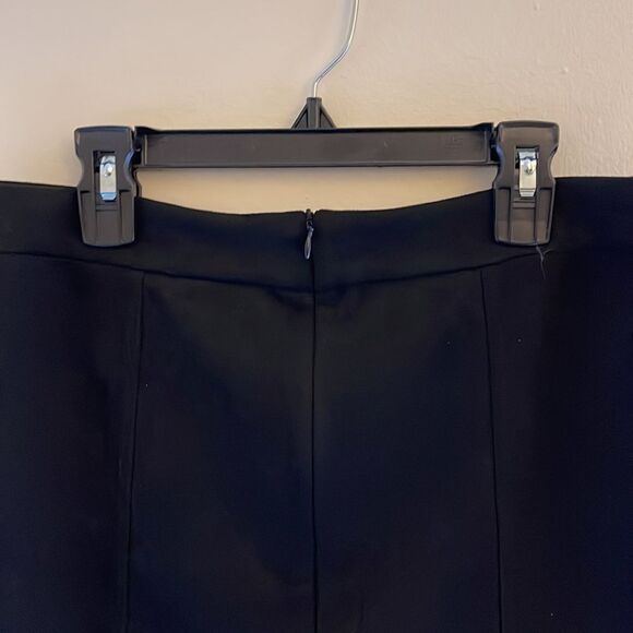 Saks Fifth Avenue faux suede skirt - Picture 4 of 5